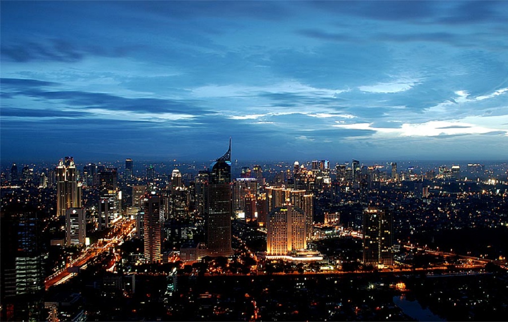 Джакарта ночью