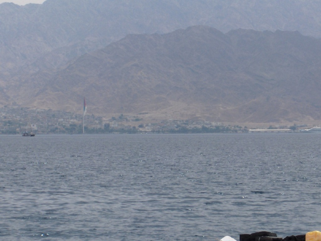 Флагшток в Акабе Флагшток в Акабе