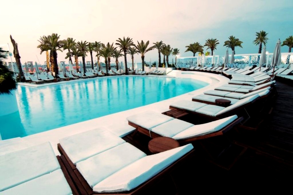 Отель в Бейруте Отель в Бейруте