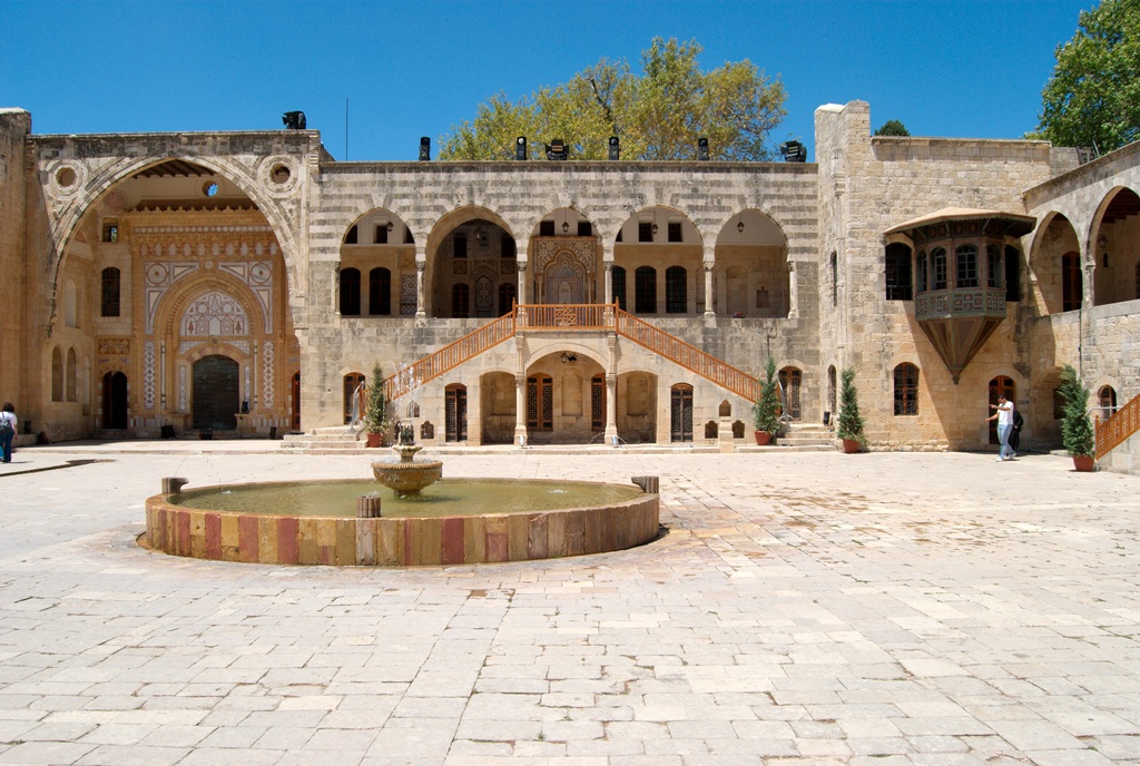 Дворцовый комплекс Бейтеддин в Ливане