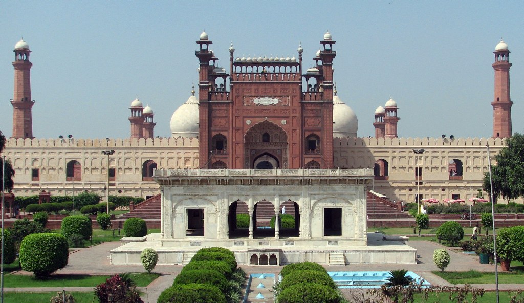 Мечеть Бадшахи в Лахоре