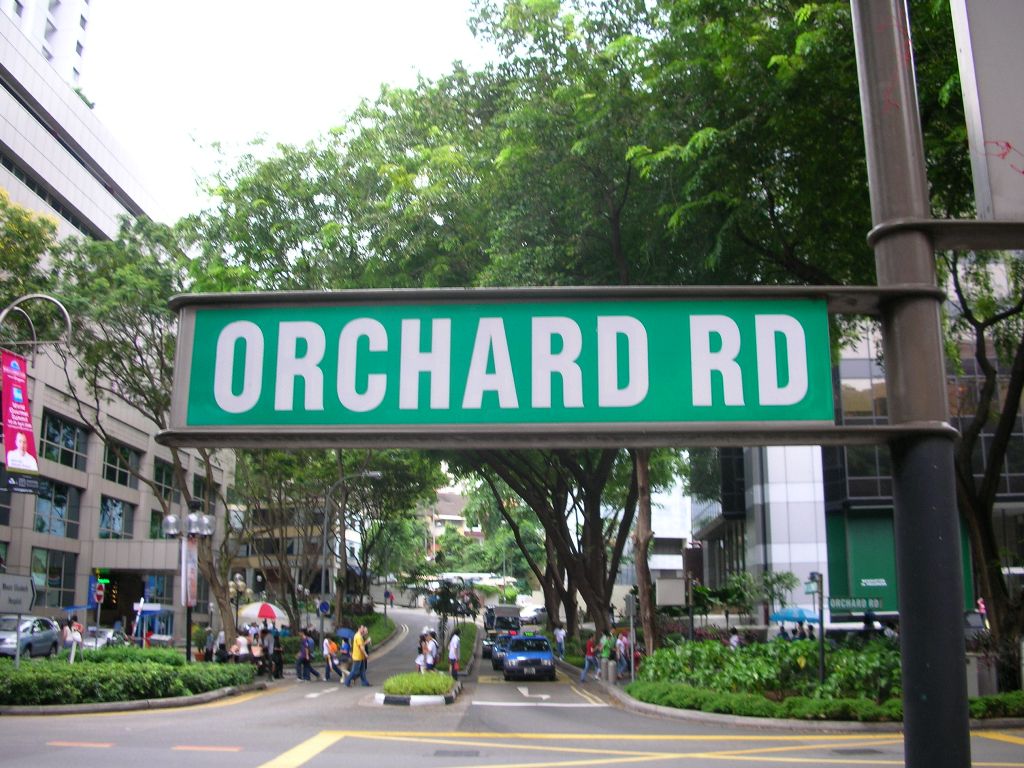 Торговая улица Orchard Road Сингапура