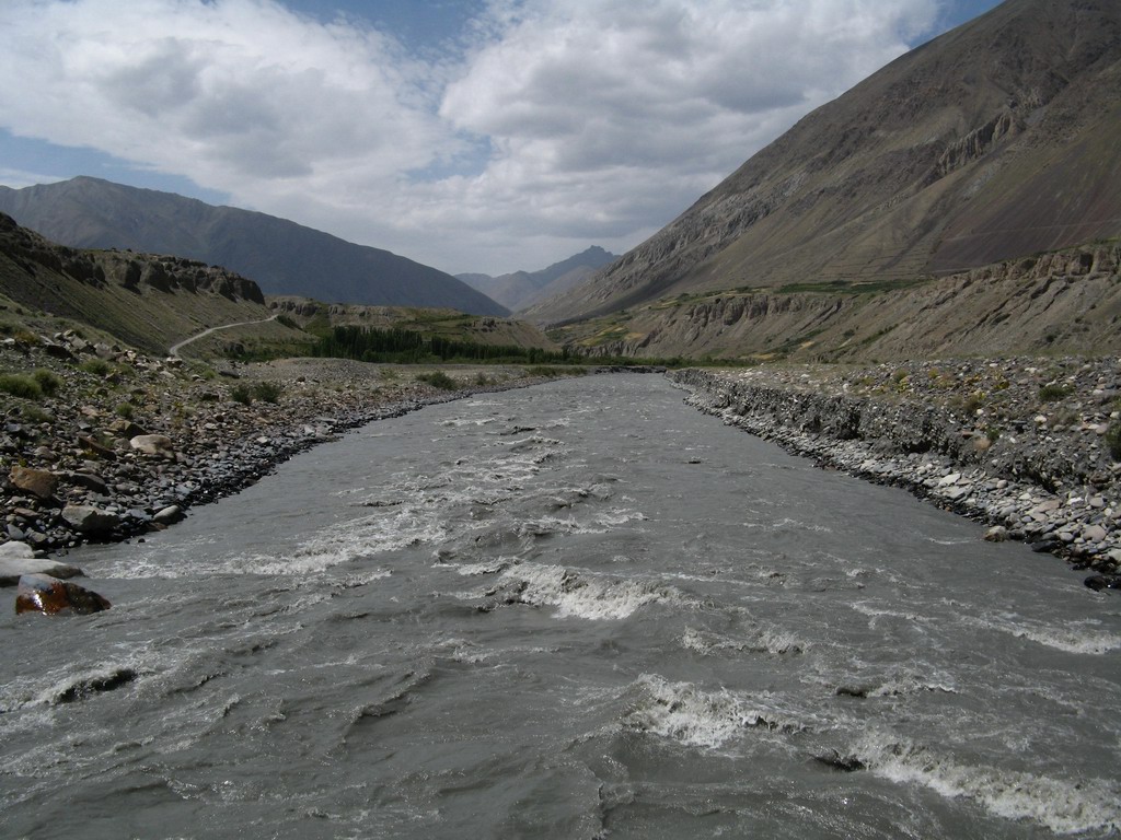 Река Зеравшан