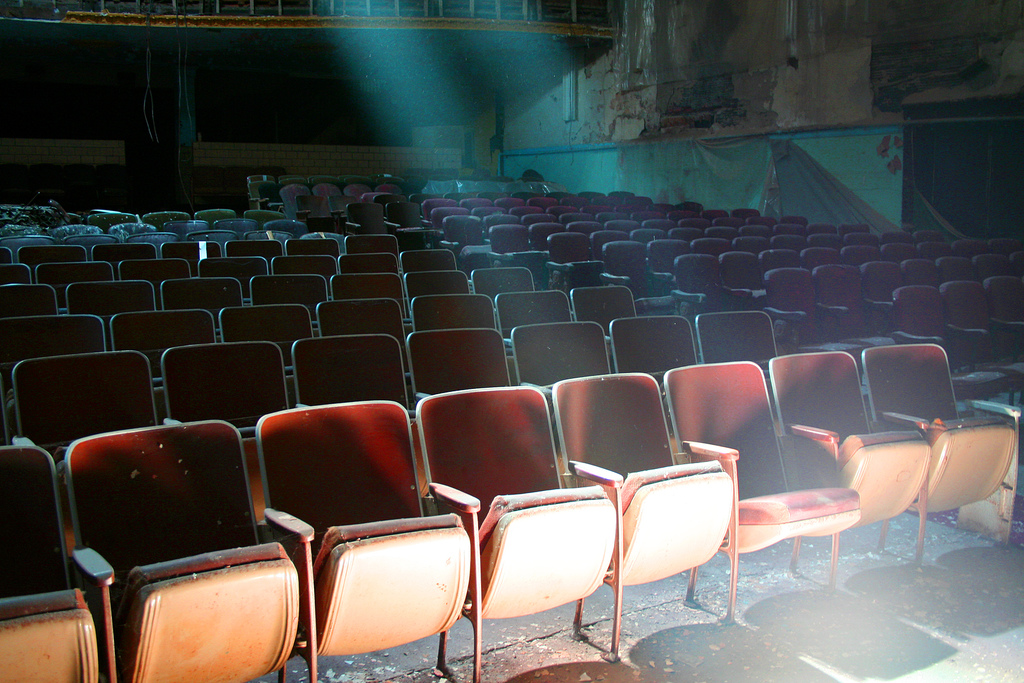 Кинотеатр Sattler, Буффало, Нью-Йорк Кинотеатр Sattler, Буффало, Нью-Йорк