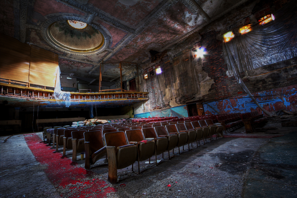 Кинотеатр Sattler, Буффало, Нью-Йорк Кинотеатр Sattler, Буффало, Нью-Йорк