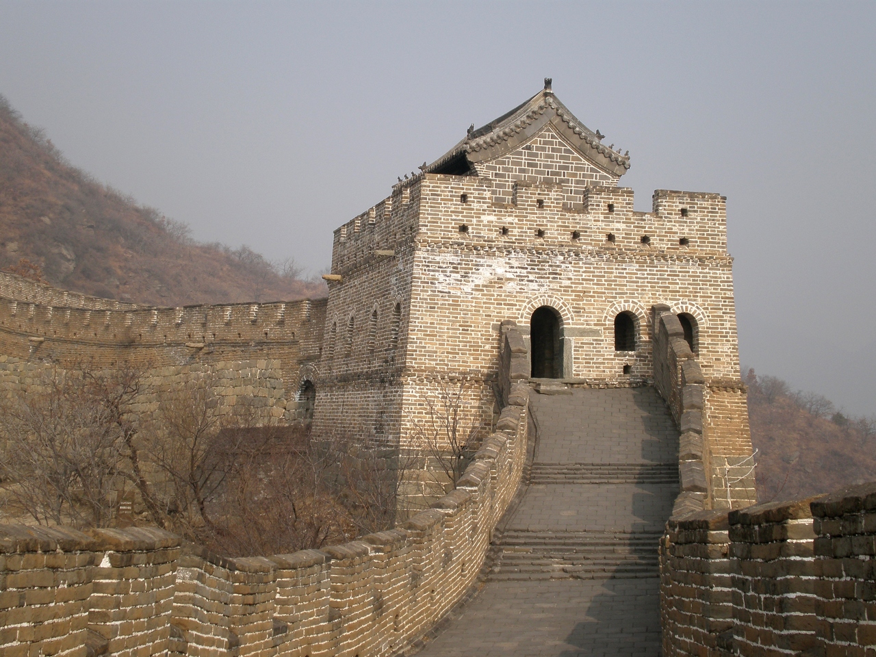 Одна из башен Великой Китайской стены
