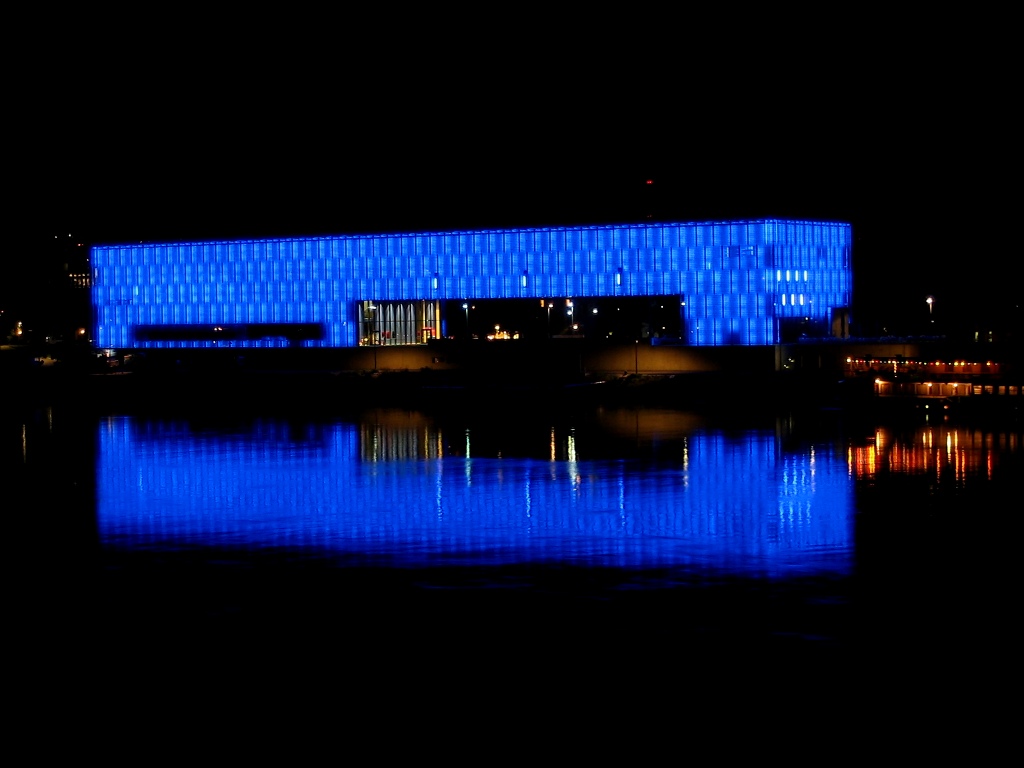 Lentos Kunstmuseum (Музей современного искусства в Линце) Lentos Kunstmuseum (Музей современного искусства в Линце)