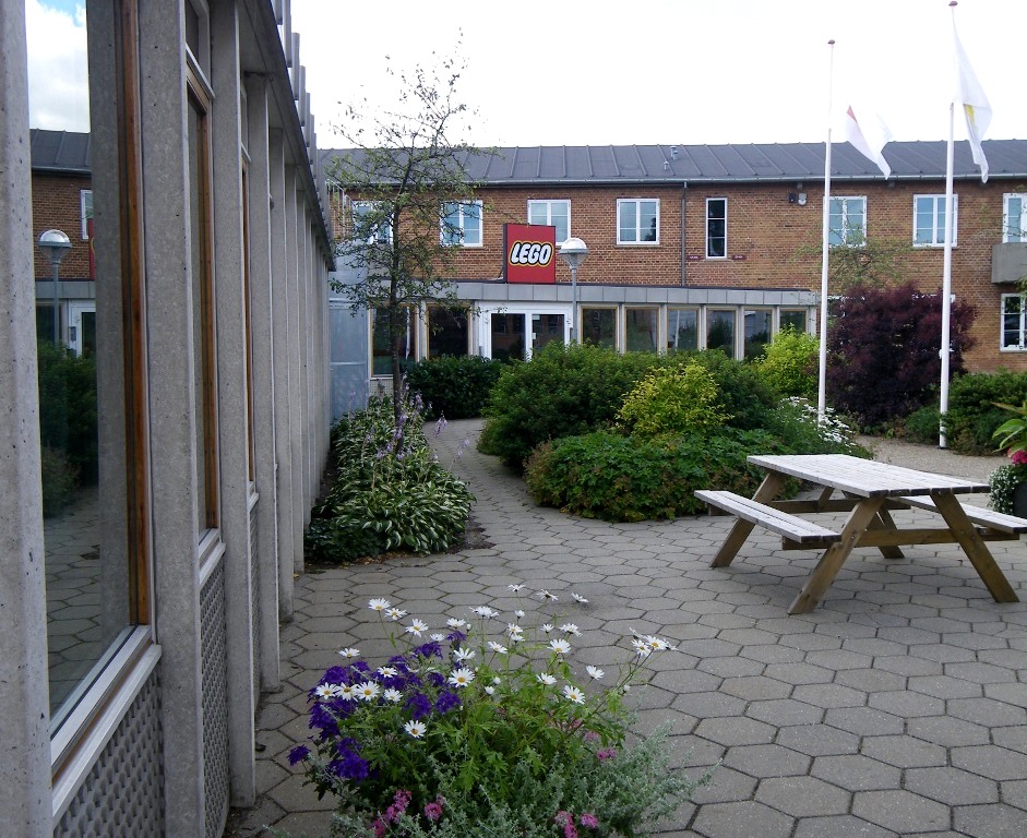 Завод игрушек Lego Завод игрушек Lego