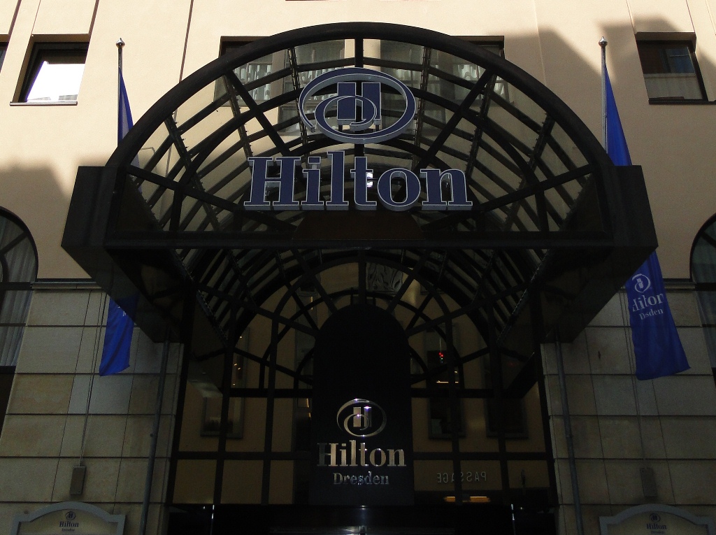 Отель Hilton в Дрездене Отель Hilton в Дрездене