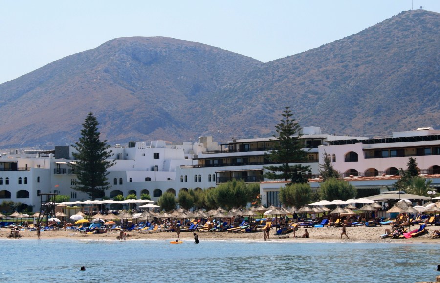 Пляж отеля Creta Marisbeach, Херсониссос