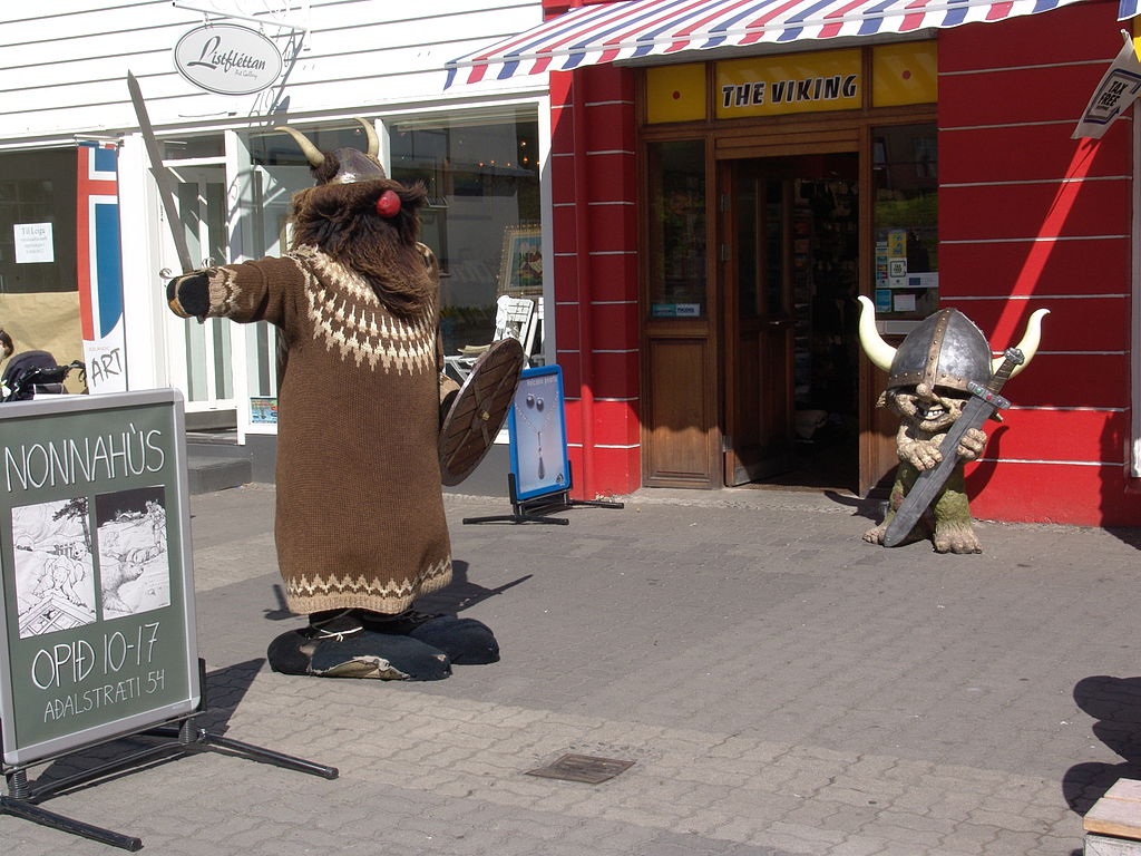 Сувенирная лавка в Акурейри Сувенирная лавка в Акурейри