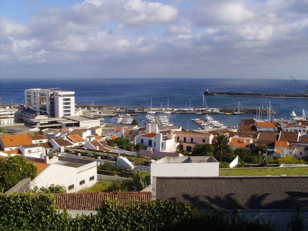 Недвижимость в Понта-Делгада Недвижимость в Понта-Делгада
