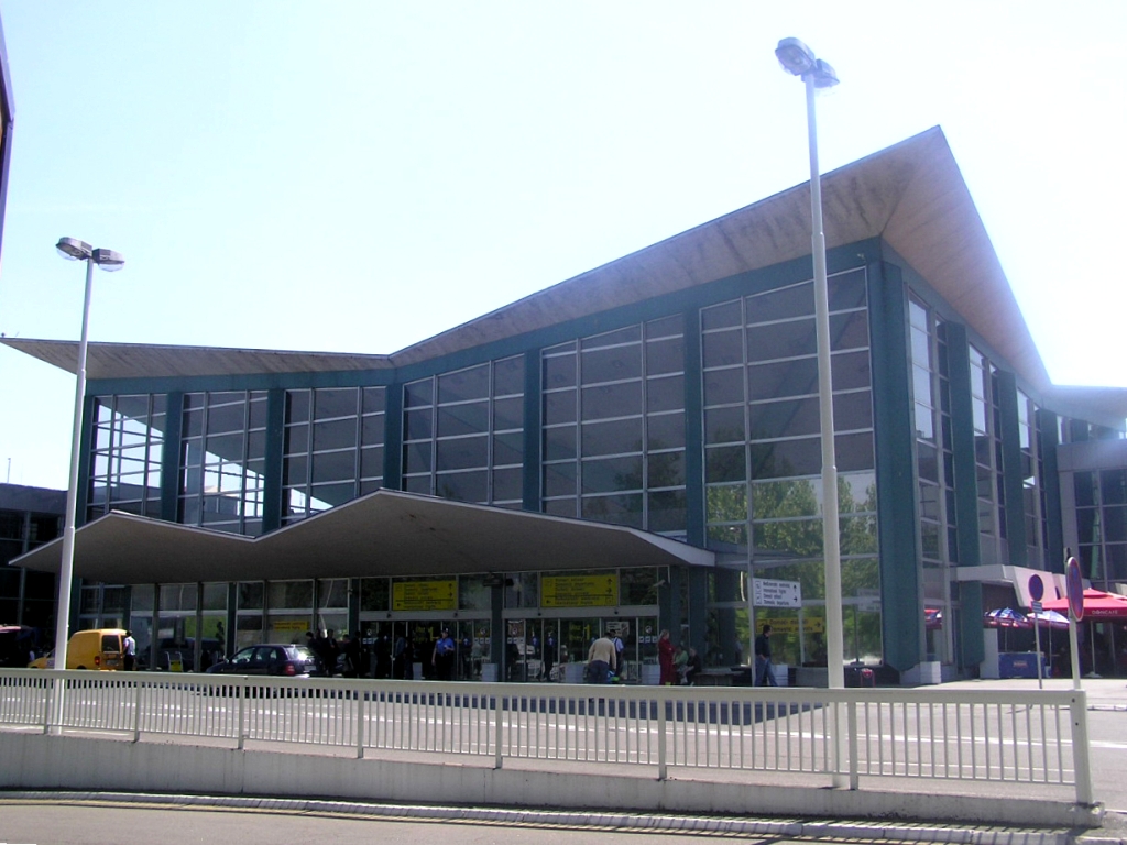 аэропорт в Белграде