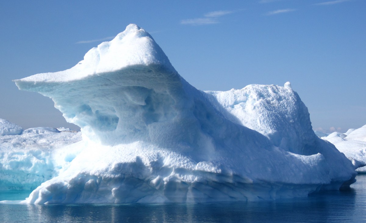Антарктический айсберг