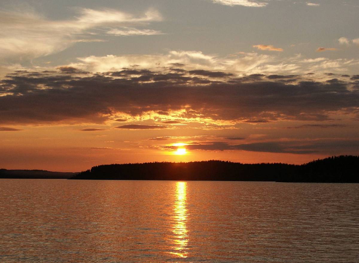 Ладожское озеро, Ленинградская область Ладожское озеро, Ленинградская область