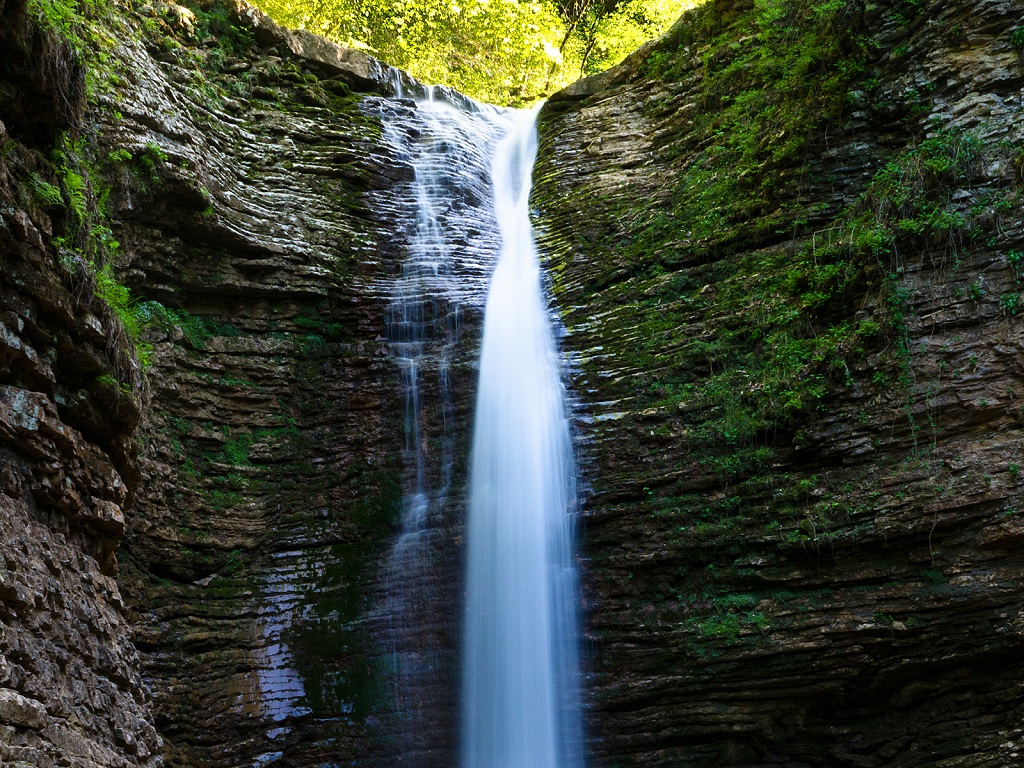 Водопад Шнурок Водопад Шнурок