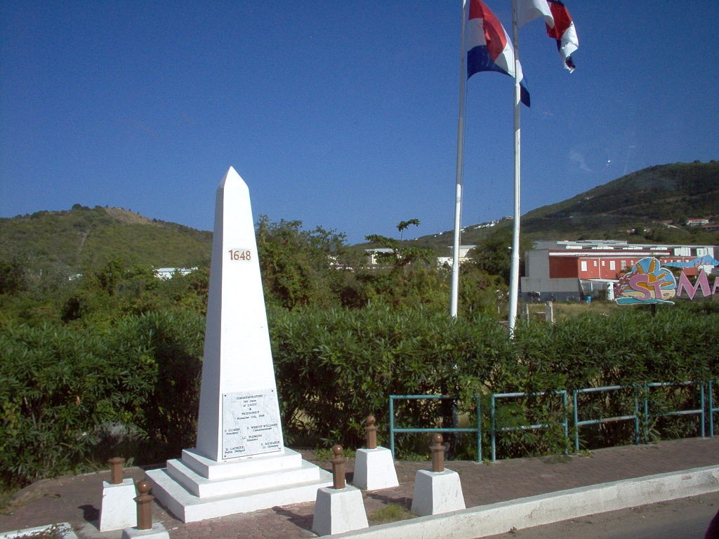 Памятник границы в Сен-Мартене