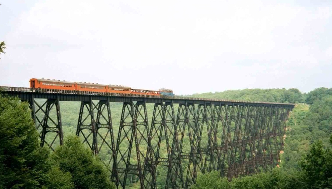 Виадук Кинзу 12-dostoprimechatelnostej-kotorye-my-poterjali-3.jpg