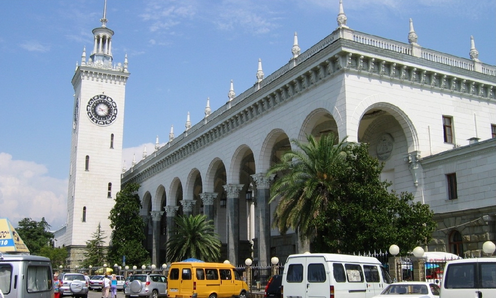 Железнодорожная станция, Сочи 10-samyh-krasivyh-zheleznodorozhnyh-vokzalov-rossii-10.jpg