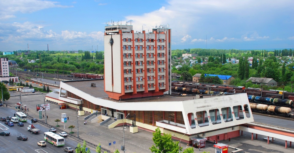 Железнодорожный вокзал, Липецк 10-samyh-krasivyh-zheleznodorozhnyh-vokzalov-rossii-8.jpg