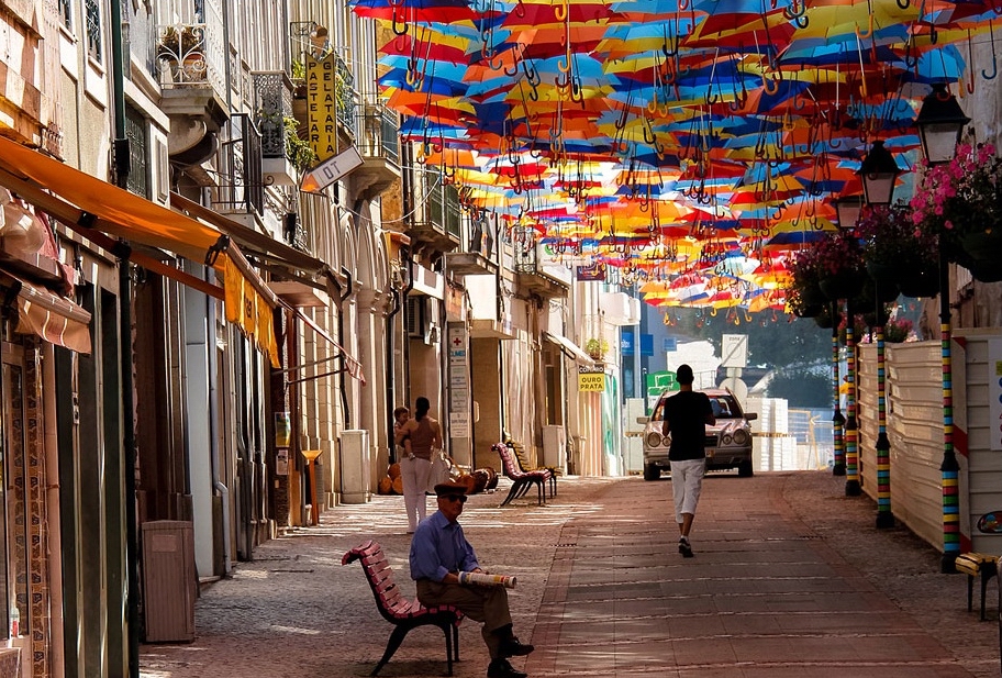 Umbrella Sky Project 15-samyh-udivitelnyh-art-obektov-6.jpg