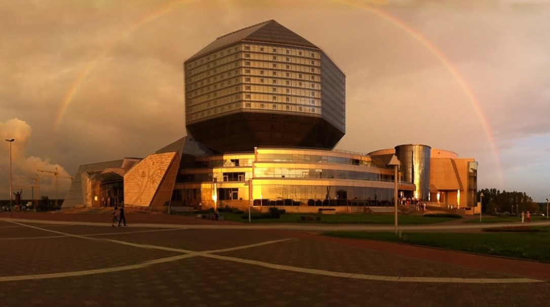 Национальная библиотека, Минск, Беларусь 7-samyh-urodlivyh-zdanij-mira-5.jpg