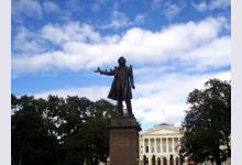 8 самых известных памятников А. С. Пушкину